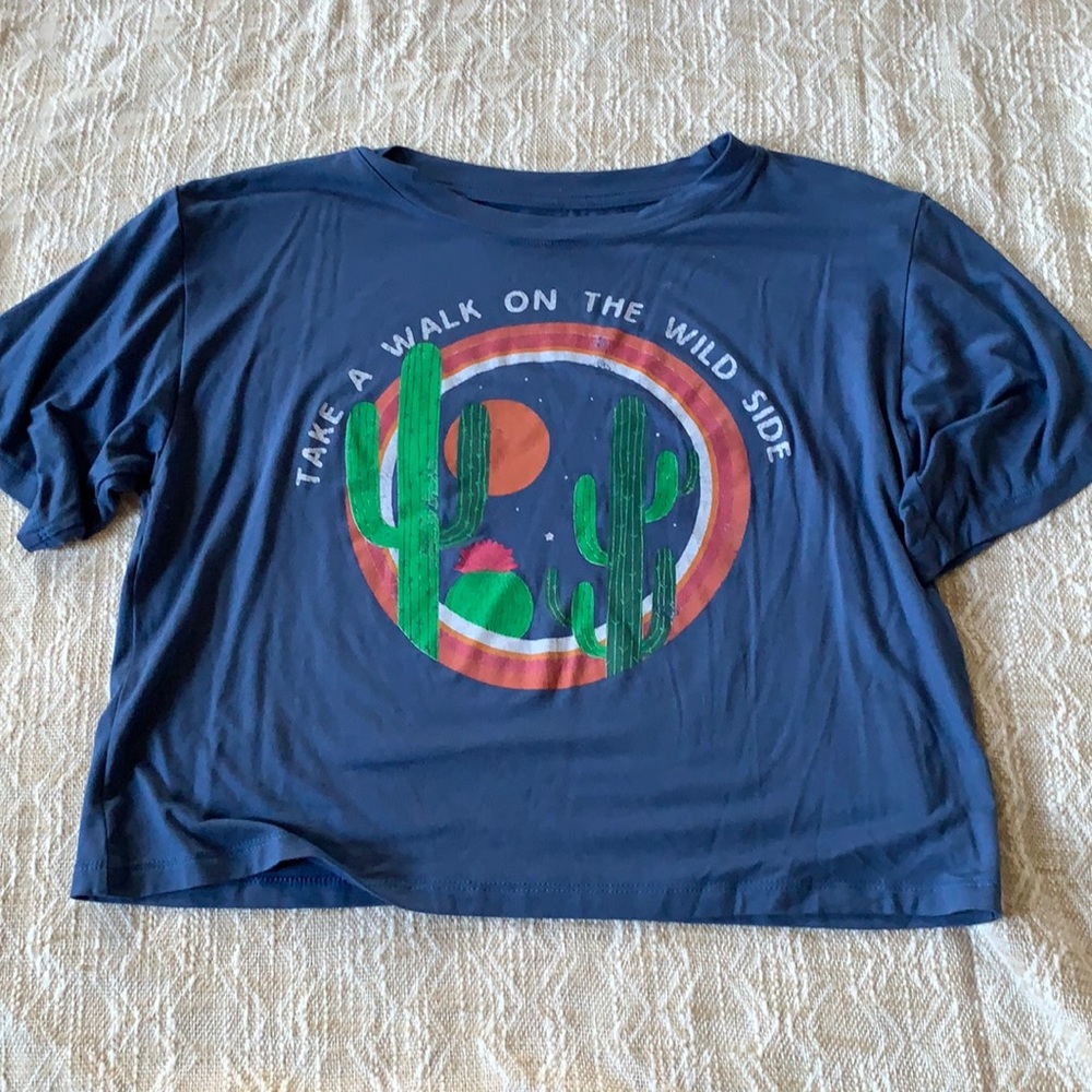 Graphic tee